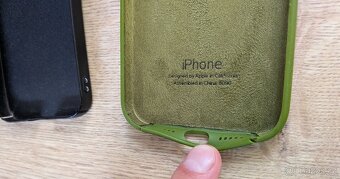 3x puzdro + 4x sklo na iPhone14 - 3