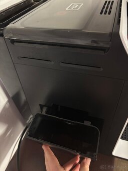 Prodám Automatický kávovar Krups Evidence EA890110 - 3