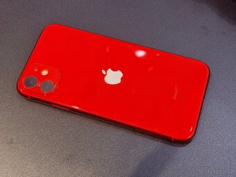 iPhone 11 64GB červený - 3