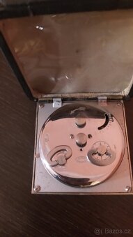 Starý cestovní budík - 3