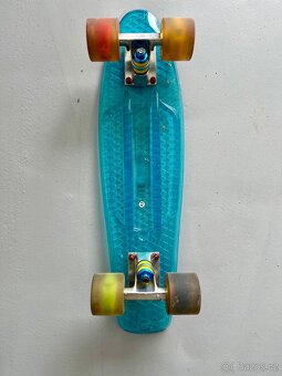 Penny board se sviticimi kolečky - 3
