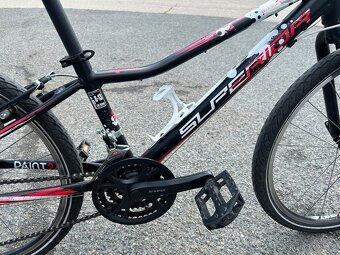 Superior paint 24 - rezervace - 3