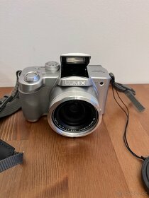 Fotoaparát Panasonic Lumix - 3
