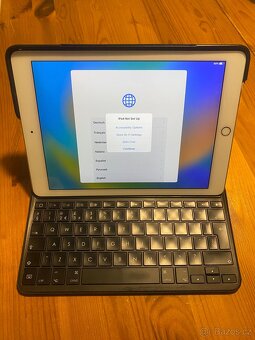 Prodam ipad Pro 9,7” + pencil + obal - podsvicena klavesnice - 3