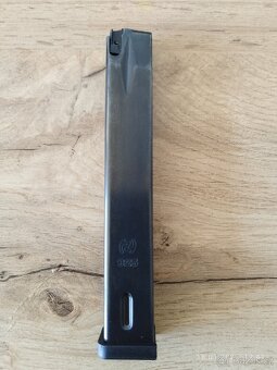 Zásobník plynová pistole Zoraki 925 a Zoraki 914– 25 ran.
- 3