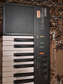 Prodám elektronické klávesy YAMAHA PSR-11 - 3