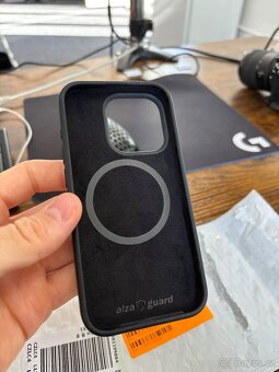 Kryt na apple iphone 14 NOVÝ - 3