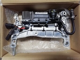 Zánovní kompresor 7L0698007D vzduch podvozku VW Touareg 7L - 3