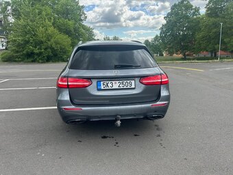 Mercedes E220 W213 AMG NIGHT tažné - 3