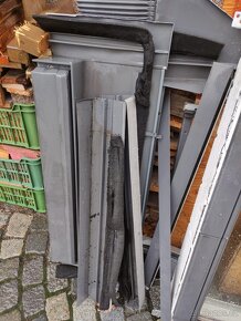 Střešní plastové okno Velux kyvné MK04 78×98 cm bílé - 3