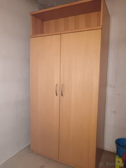 Šatní skříň - 3
