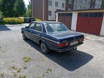 Mercedes 240d W123 - 3