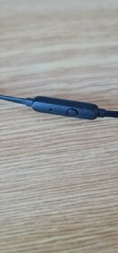 JBL sluchátka s mikrofonem - 3