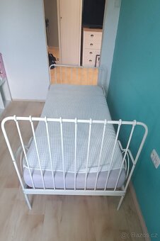 Rostoucí postel IKEA - 3