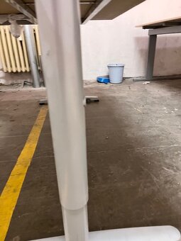 Rohový psací a jednací stůl zn. IKEA - 3