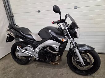 Suzuki GSR 600 - TOP stav - 3