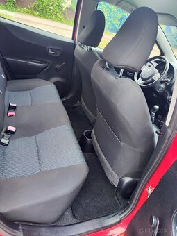Toyota Yaris, 1,3 V-VTi Manuál - 3