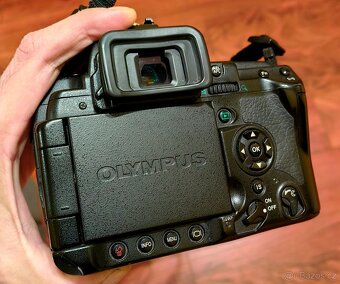 Olympus E-3 + objektivy - 3