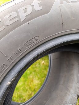 Zimní 2ks Hankook WI  215/70/16 - 3