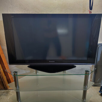 Panasonic TH-42PZ70EA - 3