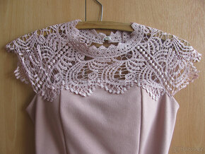 Pudrové společenské šaty - 3