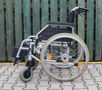 026-Mechanický invalidní vozík B+B. - 3