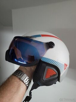 Lyžařská helma Bollé se štitem - 3
