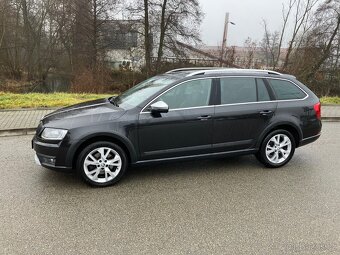 Octavia Scout 2.0tdi DSG servisní historie tažné TOP stav - 3
