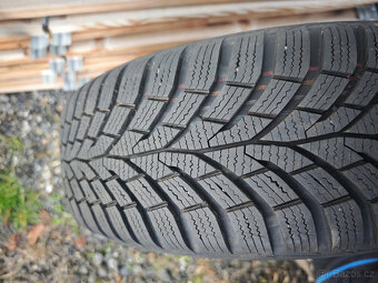Zimní pneu Continental 195/65 R15 včetně disků a rezervy - 3