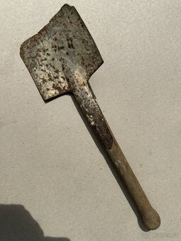 Historické polní lopatky - 3