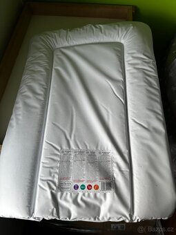 Přebalovací pult - 3