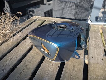 Nádrž Honda CX500c - 3