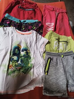 Mix oblečení vel.128 - 3