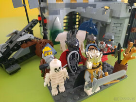 LEGO 8823 - séria Castle - Zahmlená veža - 3