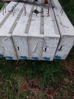 Zbytky ze stavby - 3