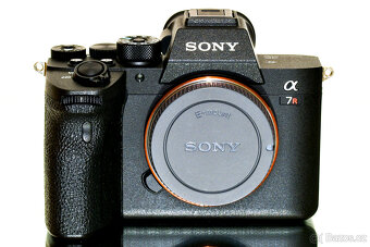 Sony A7RIV 12 tis expozic Bez známek POUŽÍVÁNÍ - 3