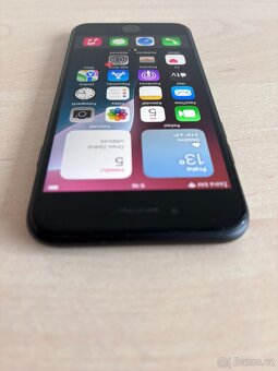 iPhone SE (2020) 64 GB, Černý, baterie 86% - 3