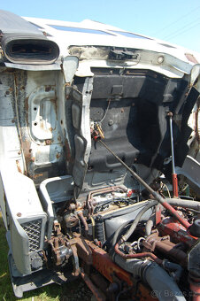 Prodám kabinu Iveco Daily se spací nástavbou. - 3