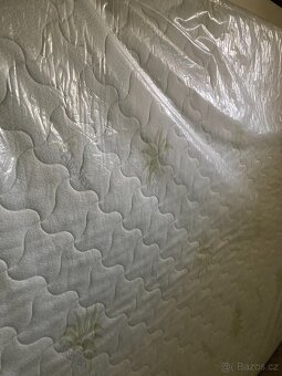 Matrace 200 x 180 cm, výška 20 cm, molitanová, 2 roky - 3