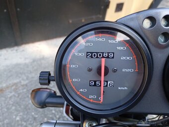 Ducati monster 750 - 3