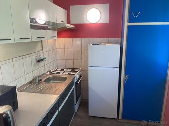 Pronájem bytu 1+1 ,37m2 Ulice 17 Listopadu Cheb - 3