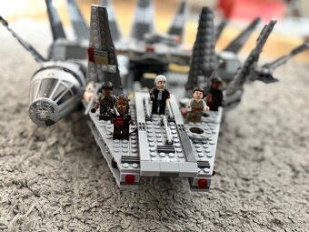 Millennium Falcon - 3