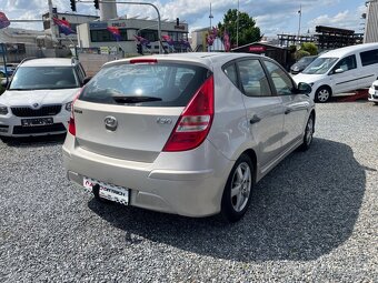 HYUNDAI i30 1,4i  FIFA 1,MAJITEL TAŽNÉ ZAŘÍZENÍ - 3