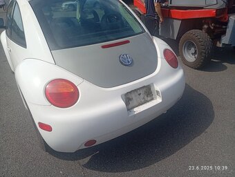 VW Beetle 2.0 i - 3