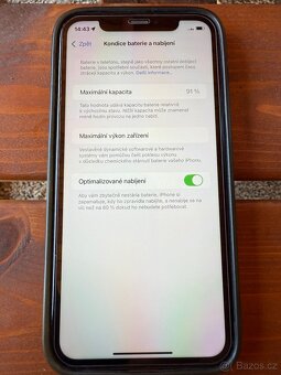 iPhone 11 - 3