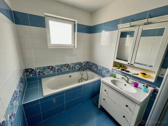 Prodej RD 156 m², pozemek 2025 m²(další stav pozemek).12.12 - 3