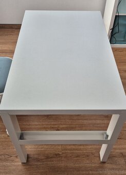 Dětský psací stul IKEA PAHL a zidle IKEA Orfjall - 3