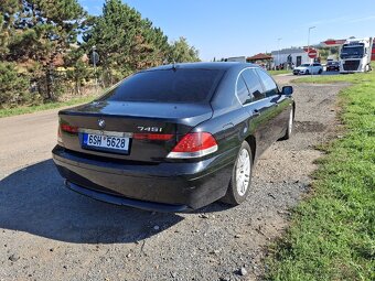 Bmw e 65 745i V8 - 3