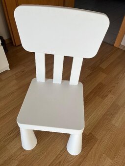 IKEA MAMMUT BÍLÝ STŮL A ŽIDLE - 3