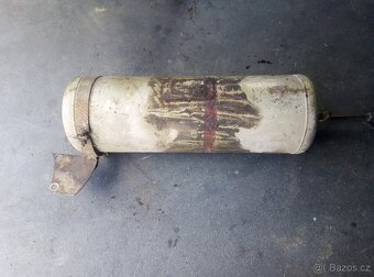 Chladič Zetor 5211-7745.... Vzduchojem Zetor - 3